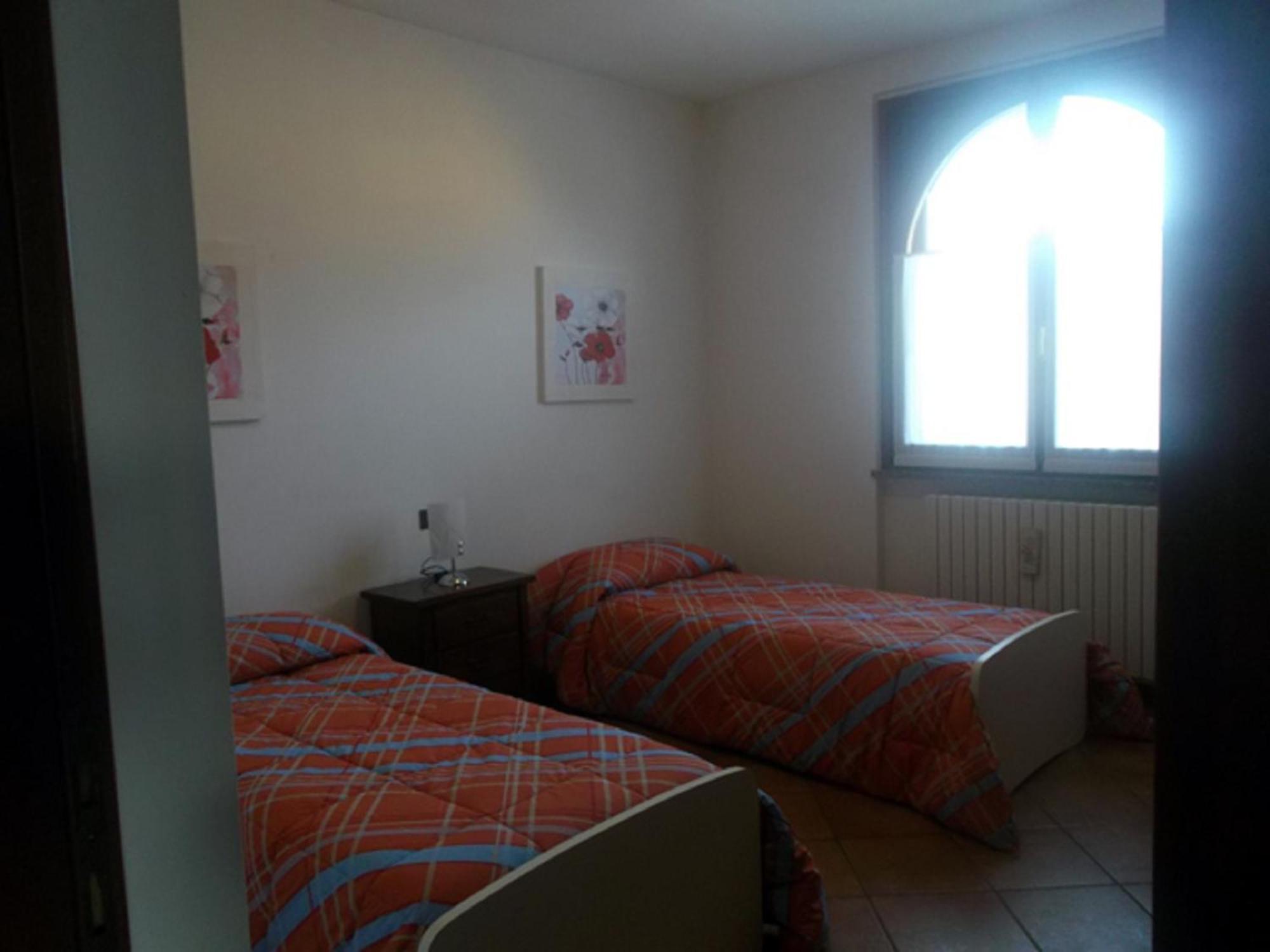 Crespi House Parabiago Quarto foto